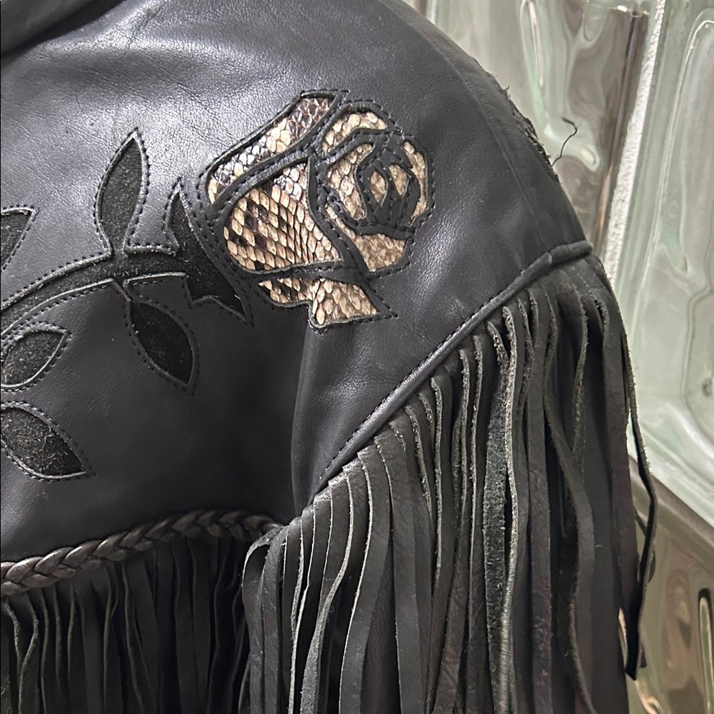 Vintage Leather Fringe Jacket - Picture 4 of 14
